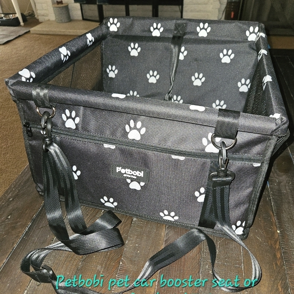 bobi Black Paw-Print Dog Car Booster Seat